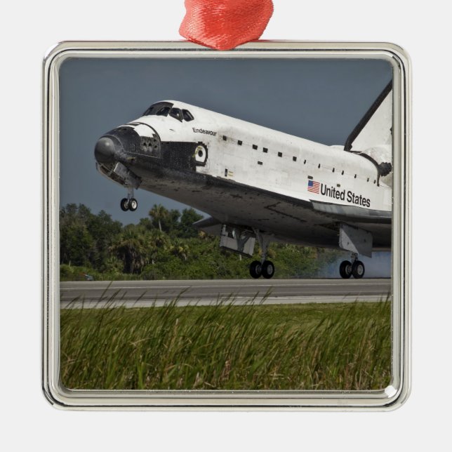 Shuttle Endeavour landing Kennedy Space Centre Metal Tree Decoration (Front)