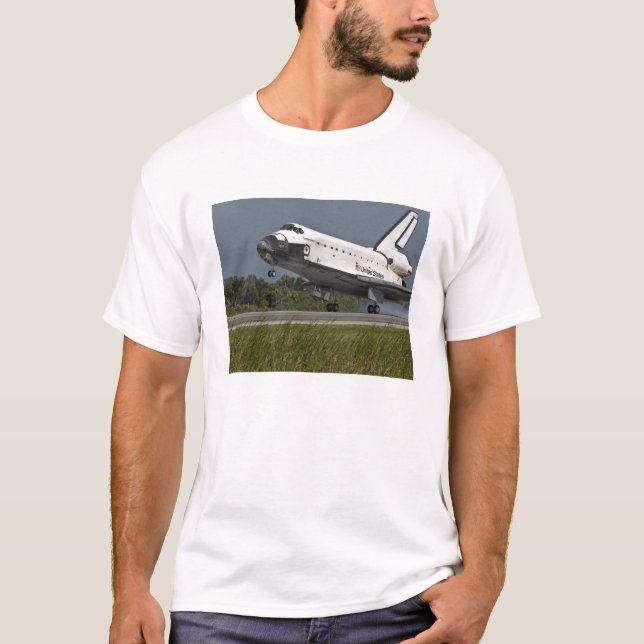 Shuttle Endeavour landing Kennedy Space Centre T-Shirt (Front)