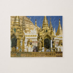 Shwedagon Pagoda (Paya), large temple site that Jigsaw Puzzle