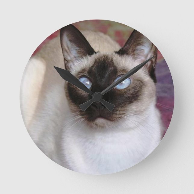 SIAMESE BEAUTY ROUND CLOCK (Front)