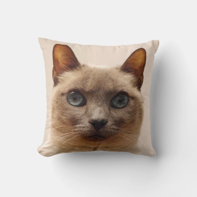 Siamese Cat Throw Pillow (Front)