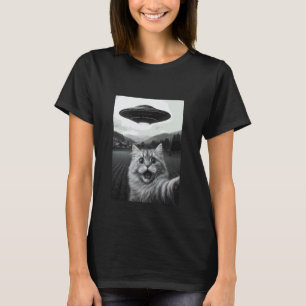 Siberian Cat Selfie Funny Alien Abduction Meme Art T-Shirt