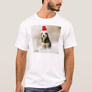 Siberian Husky Dog with Santa Hat in Snow T-Shirt