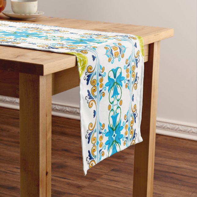 Sicilian,Italian style,majolica pattern      Short Table Runner (In Situ)