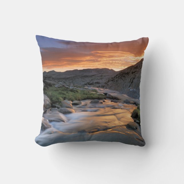 Sierra Wave over Yosemite Cushion (Front)