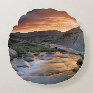 Sierra Wave over Yosemite Round Cushion