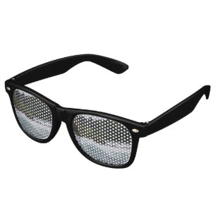 Sightseeing at Niagara Falls Retro Sunglasses