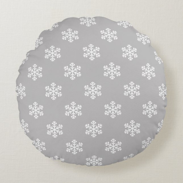 Silent Snowflakes in Gray Round Cushion (Front)