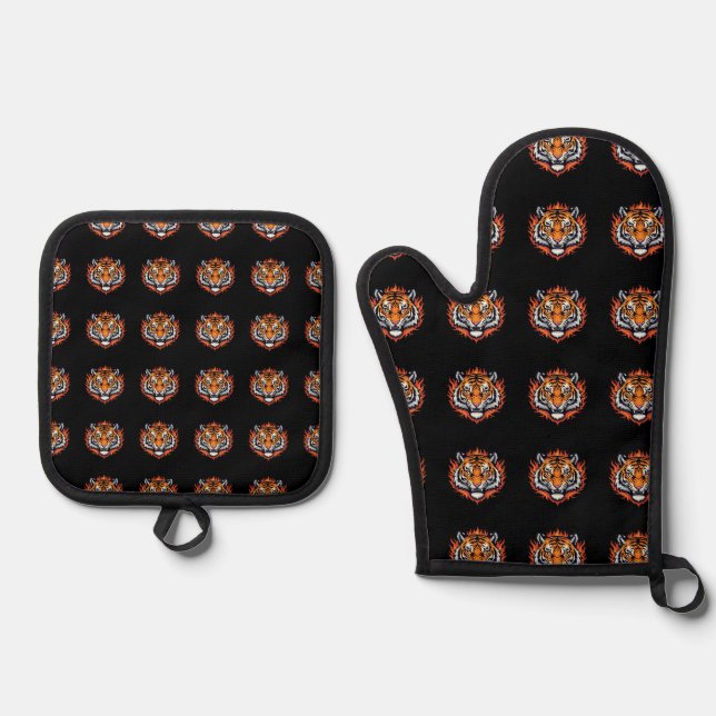 Silent Tiger – Precision and Power Oven Mitt & Pot Holder Set (Front)