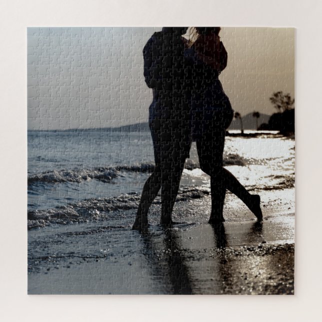 Silhouette Lovers Puzzle – Romantic Couple Kissing (Vertical)