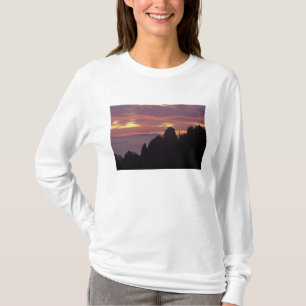 Silhouette of Mt. Huangshan (Yellow Mountain) at T-Shirt