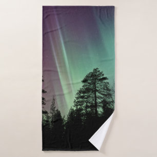 SILHOUETTE PHOTO OF AURORA BOREALIS BATH TOWEL