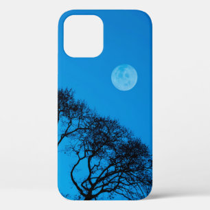 Silhouetted trees and full moon Case-Mate iPhone c 12 Case