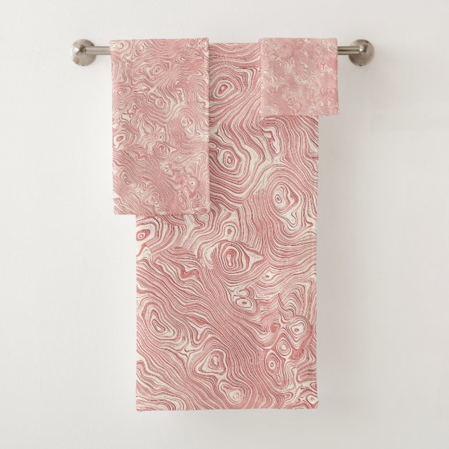 Silk Moire Small Pattern in Peach Bath Towel Set (Insitu)