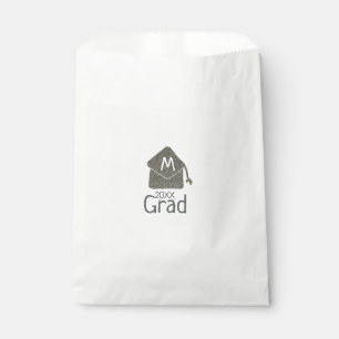 Silver graduation cap glitter add name grad year c favour bag