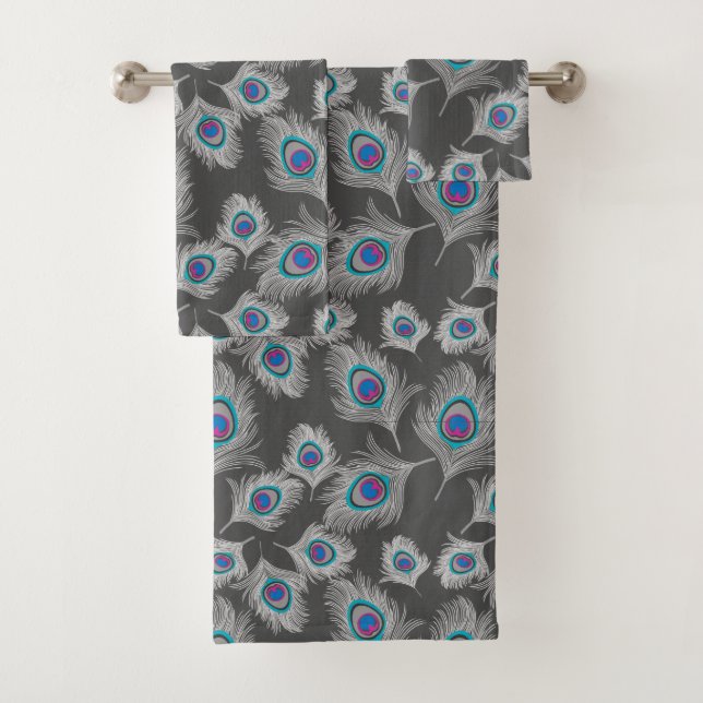Silver Grey & Turquoise Peacock Feather Bath Towel Set (Insitu)