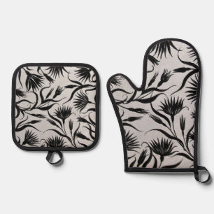 Silver Quilted Heat Protection, Oven Mitt & Pot Ho Holder Set