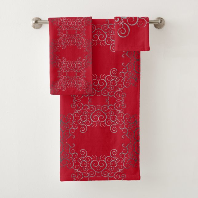 Silver Swirls Arabesque Bath Towel Set (Insitu)