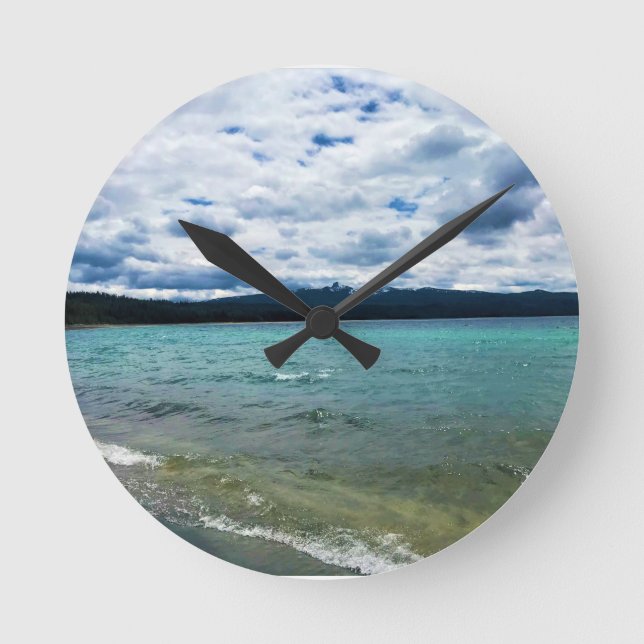Simax Bay at Crescent Lake, Oregon Round Clock (Front)
