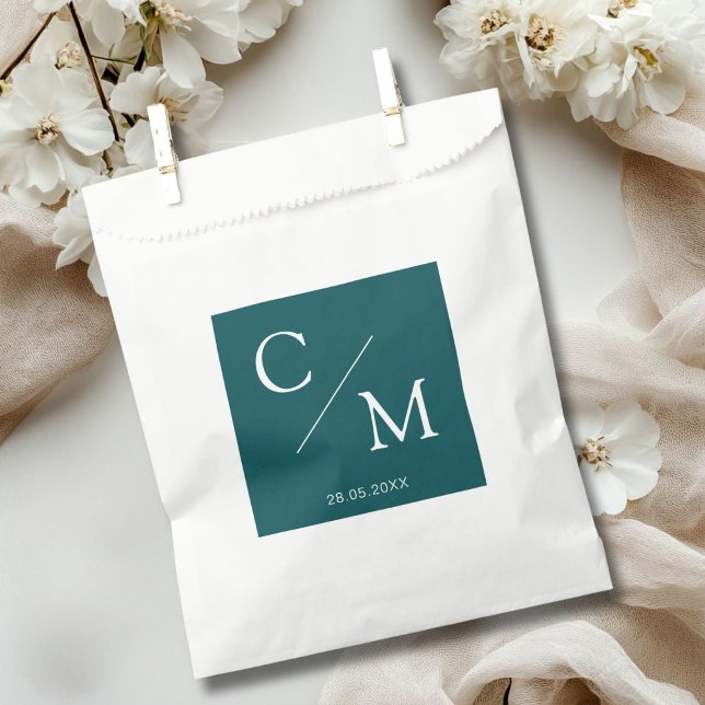 Simple and elegant monogram  favour bag (Simple and elegant monogram favor bag)