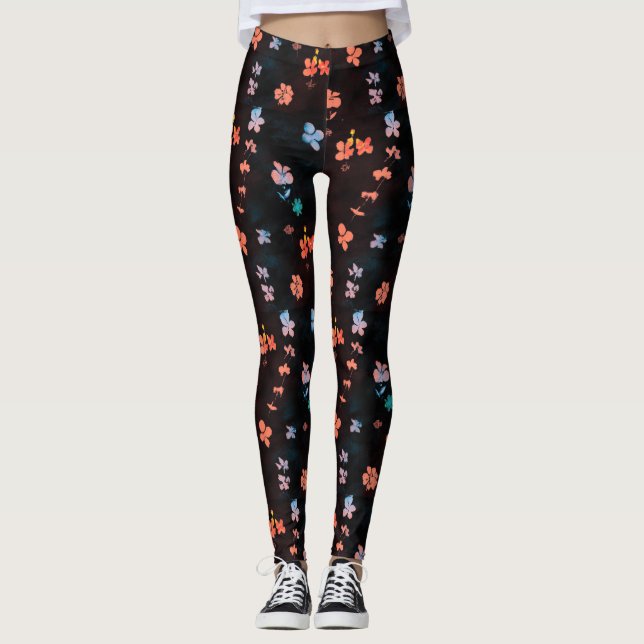 Simple black flowery pattern leggings (Front)