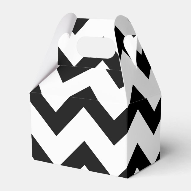 Simple black white chevron pattern lines retro favour box (Front Side)