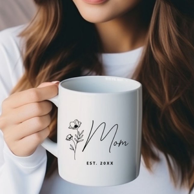 Simple Black Wildflower Floral Personalised Mum Coffee Mug (Modern Floral Mom Coffee Mug, Mother's Day Gift, Est. 2025, New Mom, Mother to be, Baby Shower Chic)