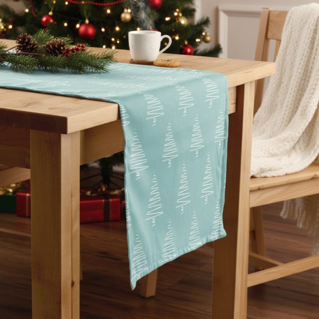 Simple Blue & White Christmas Tree Pattern Holiday Short Table Runner (Simple Blue & White Christmas Tree Pattern Holiday Short Table Runner)
