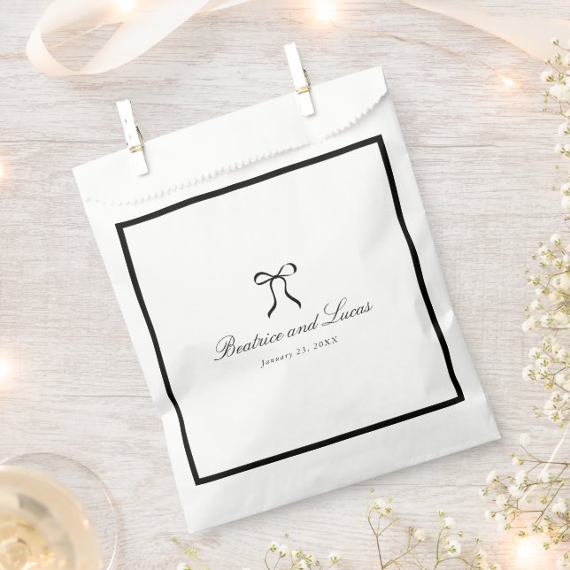 Simple Bow Classic Wedding Favour Bag (Clipped)