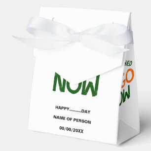 SIMPLE CONTEMPORARY CLEAN WHITE FASHIONABLE CLIENT FAVOUR BOX