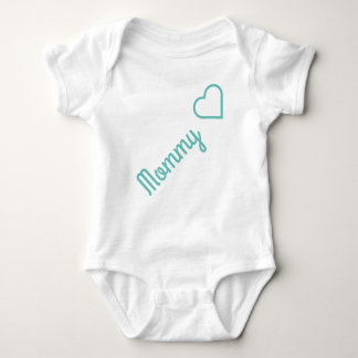 Simple & cute text "mummy" baby bodysuit