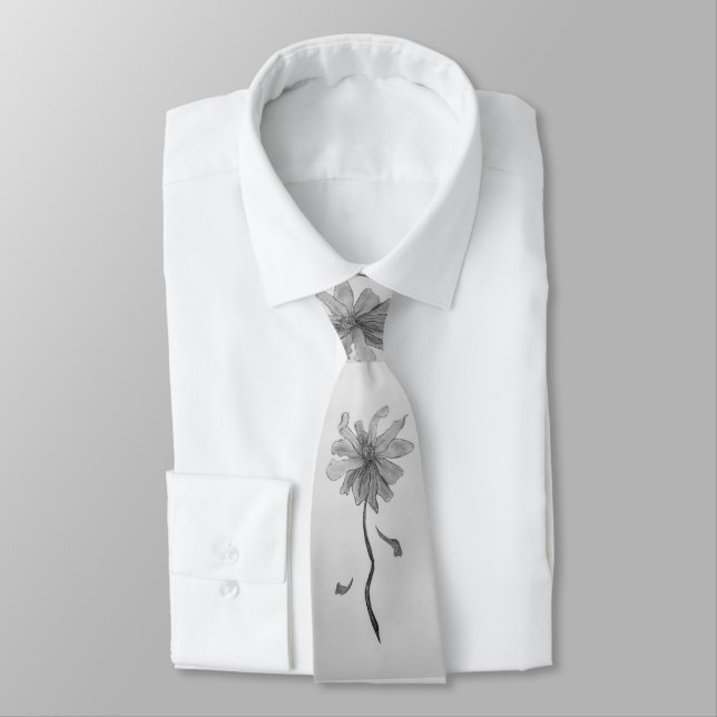 Simple Daisy Tie (Tied)