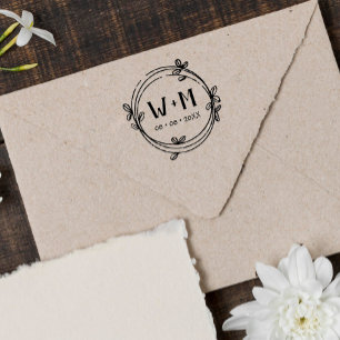 Simple Doodled Wreath Wedding Monogram Self-inking Stamp