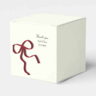 Simple Elegant Minimalist Red Bow Classic Favour Box