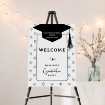 Simple Graduate Hat Graduation Party Welcome Sign
