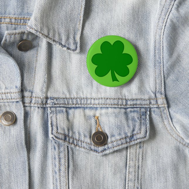 Simple Green Shamrock St Pats Day 6 Cm Round Badge (In Situ)