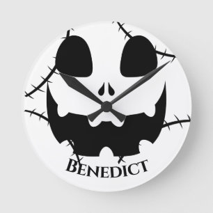 Simple Halloween jack-o-lantern pumpkin face Name Round Clock