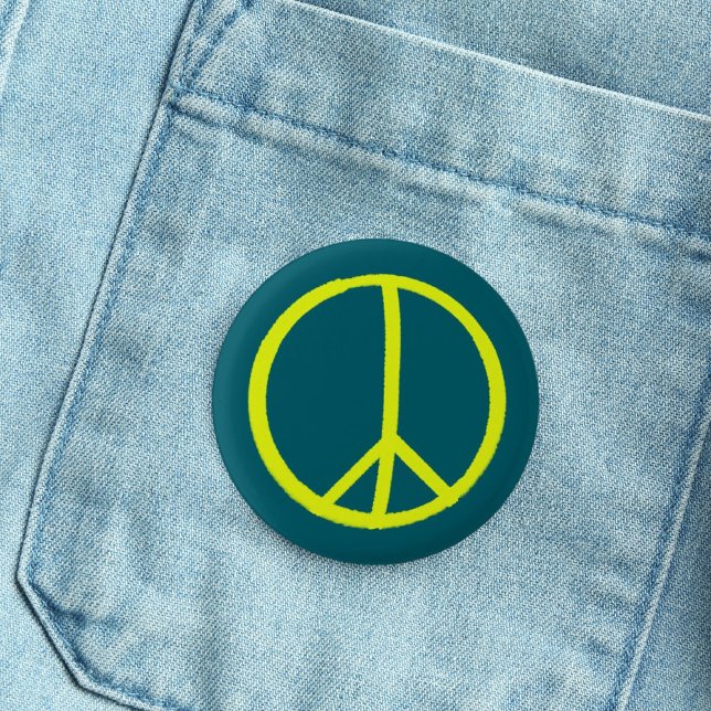 Simple handpainted bright yellow peace sign 3 cm round badge (Creator Uploaded)