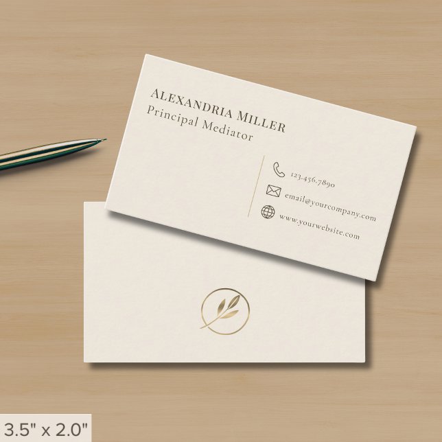 Simple Minimal Modern Business Card (Creator Uploaded)