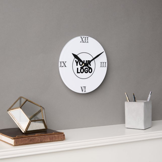 SIMPLE MINIMAL MODERN MONOGRAM ELEGANT STYLE CHIC  ROUND CLOCK (Office)