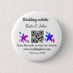 Simple minimal wedding website Q R code add name y 6 Cm Round Badge