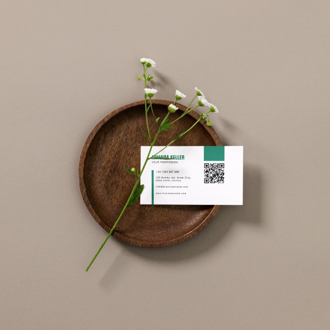 Simple Minimalist Attractive Business Card (Creator Uploaded)