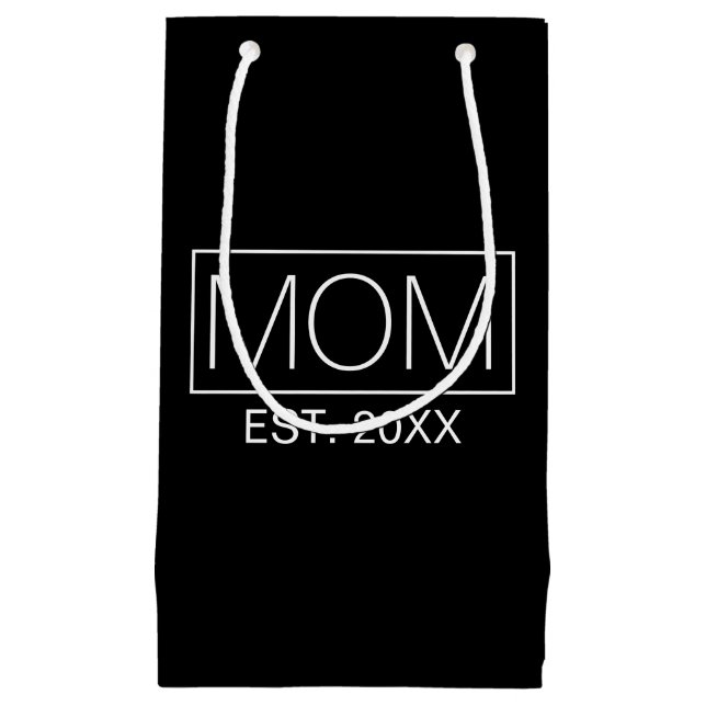 Simple Minimalist Mum Typography | Gift Bag (Front)