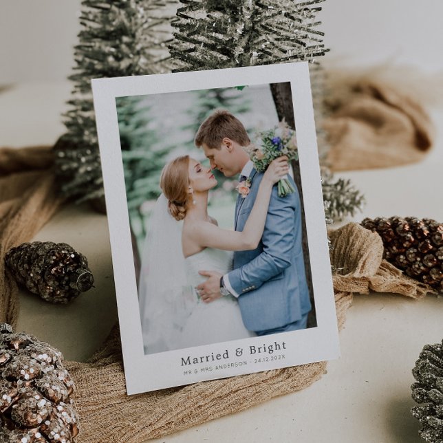 simple modern holiday wedding announcement (Creator Uploaded)