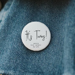 Simple Modern Neutral Baby Shower It's Twins 6 Cm Round Badge<br><div class="desc">Celebrate your little one with our simple modern neutral baby shower it's twins button, featuring a minimalist black-and-white design that is modern and pretty. With its clean, boho-inspired aesthetic, the contemporary, gender-neutral vibe is perfect for welcoming a baby boy or girl in any season—whether it's fall, winter, spring, or beyond....</div>
