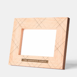 Simple plaid pattern family name etched frames
