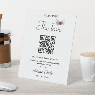 Simple Script Capture The Love QR code Pedestal Sign