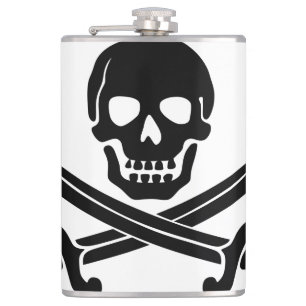 Simple Smiling Pirate Skull Hip Flask