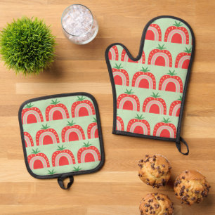 Simple Strawberry Rainbow Fruit Pattern Green Oven Mitt & Pot Holder Set