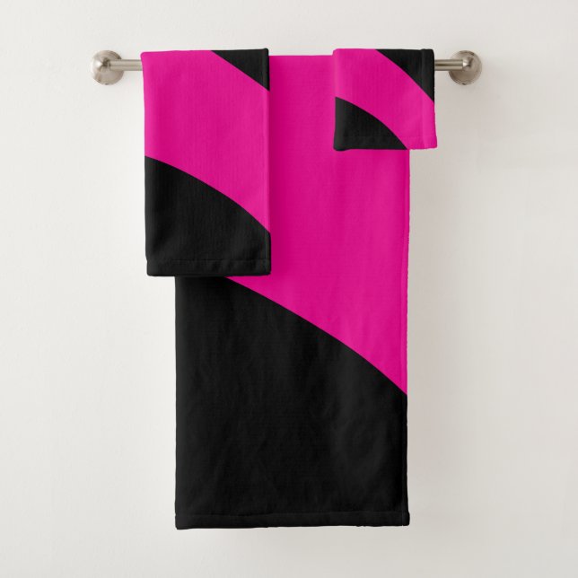 Simple Waves in Magenta and Black Bath Towel Set (Insitu)